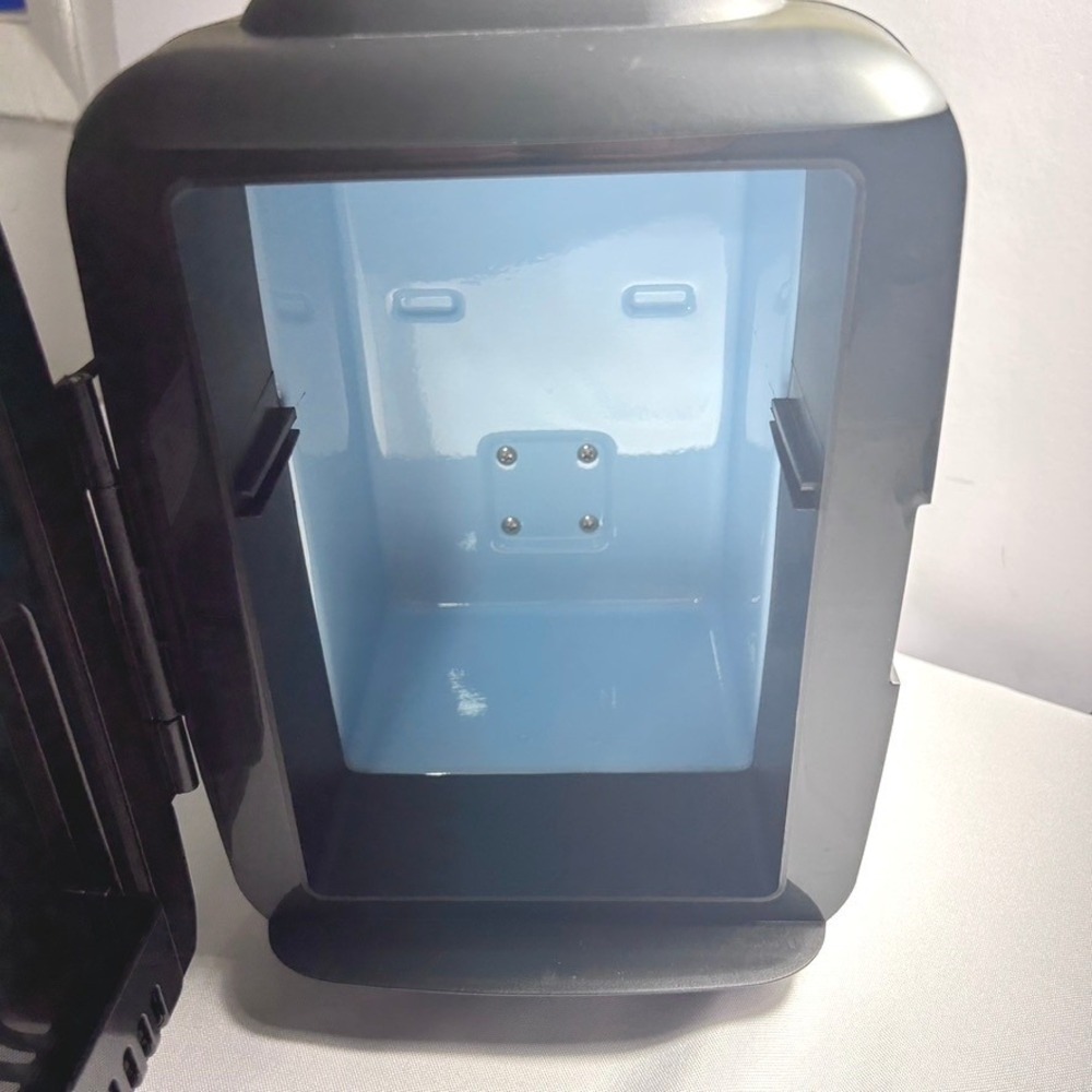 Cooluli Classic Black 4 Liter Compact Cooler Warmer Mini Fridge/Cables (No Tray) - Picture 2 of 5